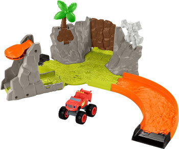 Fisher-Price stunt arena with HRB31 car