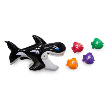 SwimWays shark chasing fish 6043767