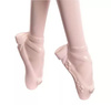 Disney doll Bella the ballerina HLV92