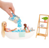 Poupée de bain Barbie avec confettis et baignoire HKT92