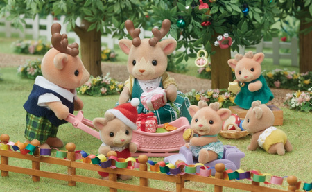 SYLVANIAN Families Reindeer Family 05692