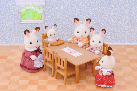 Sylvanian Families Dining Set 04506