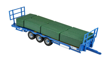 Agricultural trailer with bales 43218