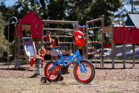 SCOOD Bicycle 14" Huffy Spiderman 24421W 42114