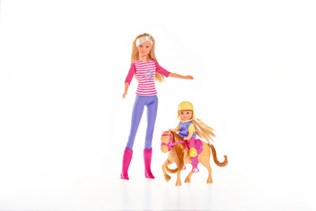 Steffi and Evi dolls with horses 573-8051