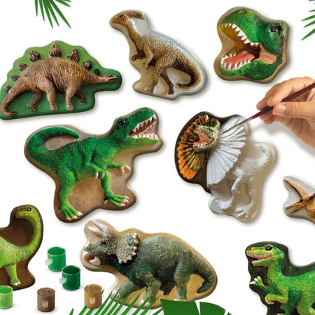 Moulages en plâtre de dinosaures avec peintures 01403