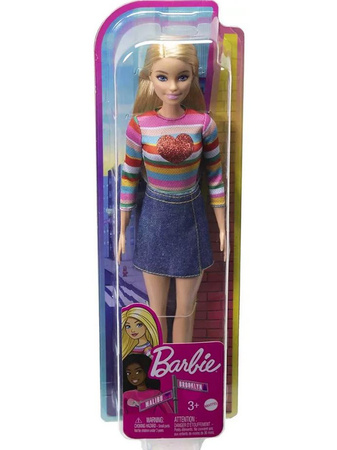 Barbie doll in a skirt HGT13