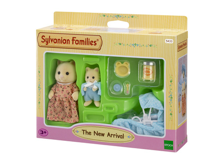 Sylvanian Families Newborn with mother and layette 05433