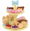 SYLVANIAN table, chairs and lots of sweets 05742