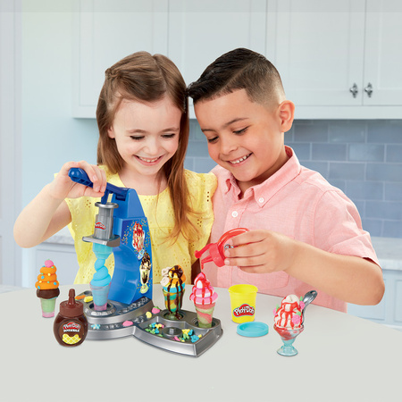 Play-Doh Rainbow Ice Cream Shop E6688