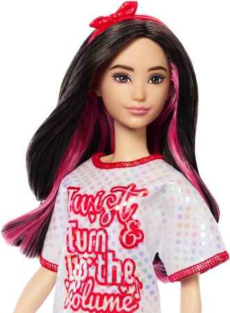 MATTEL Barbie poupée Fantaisie HRH12