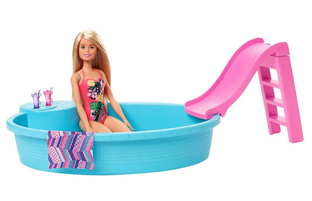 Barbie doll with swimming pool GHL91