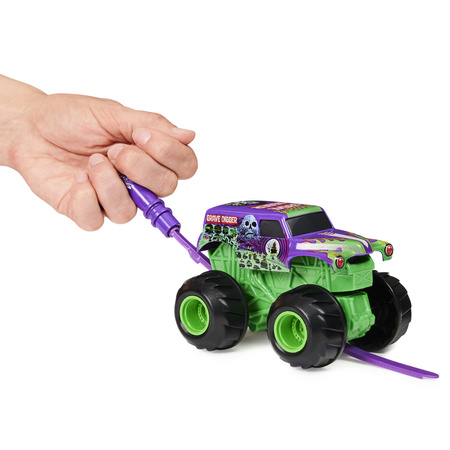 Monster Jam Snarling Tires Toy 58704 6044990