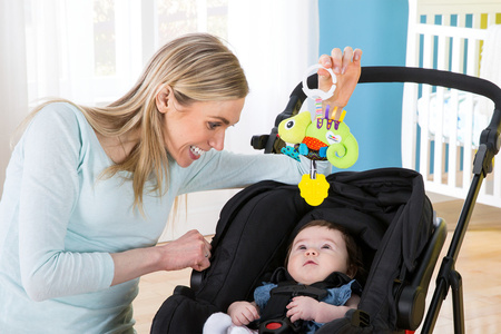 Lamaze Kaméléon Hubert pour bébé L27531