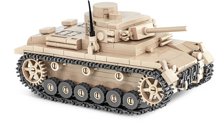 Model of the Panzer III Ausf tank. J 2712