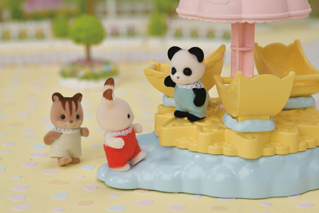 Sylvanian Families Fun Star Carousel 05539