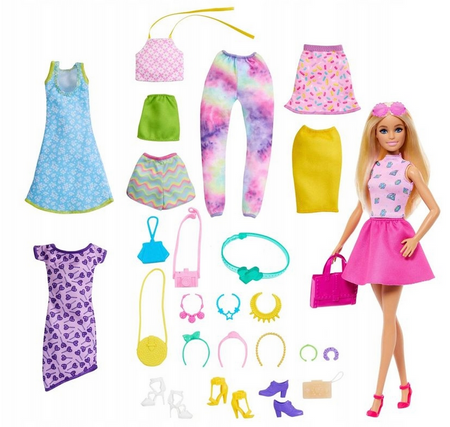 Barbie doll with clothes and accessories MATTEL HKB07