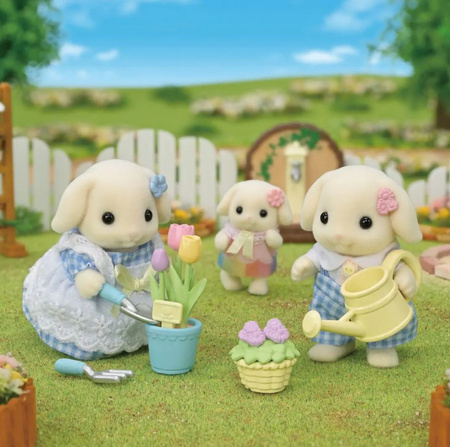 SYLVANIAN floral set with rabbits Flora 05736