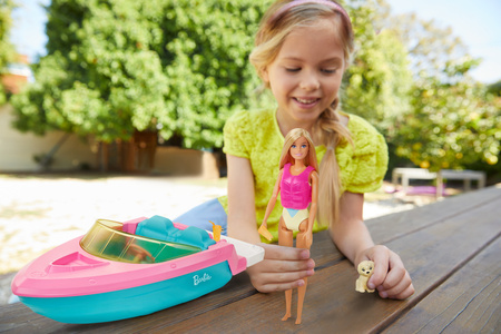 Ensemble poupée Barbie et bateau à moteur GRG30