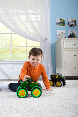 Jouet à roues lumineuses John Deere Monster Tractor 46434